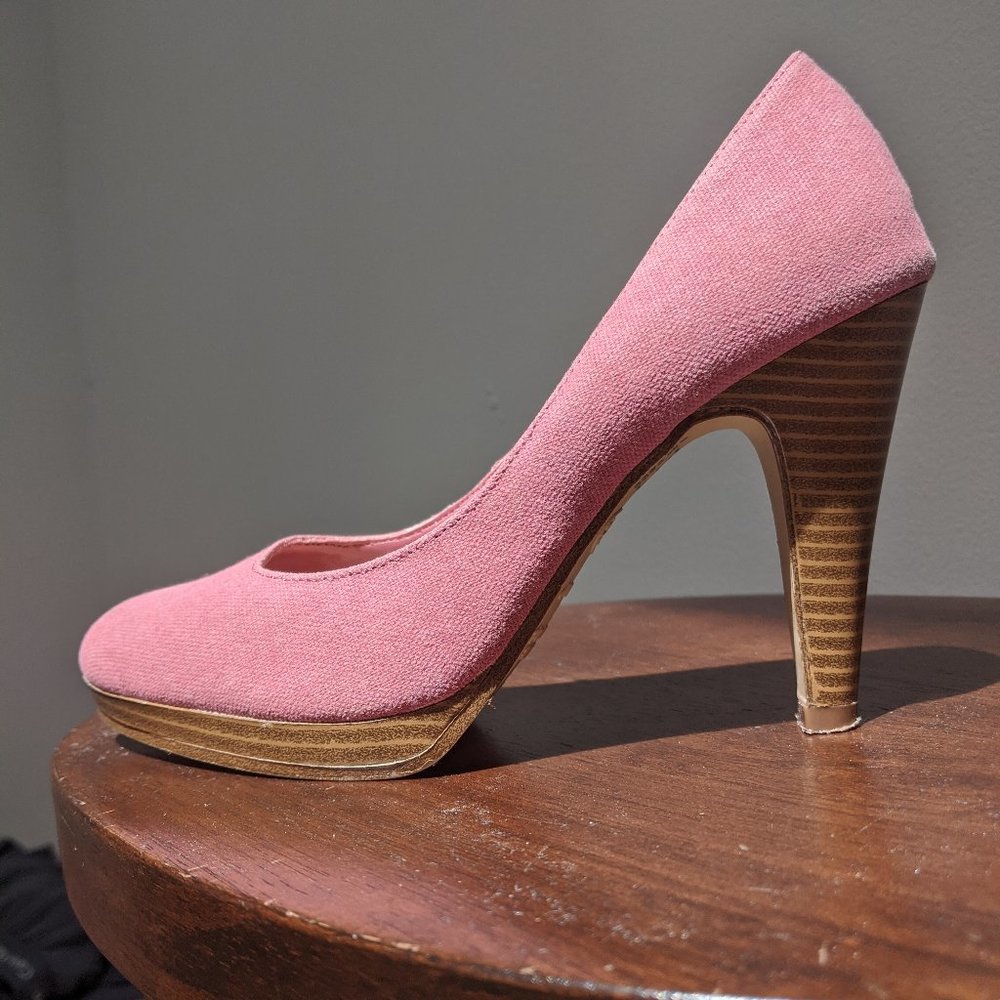 Fioni Pink Canvas High Heels